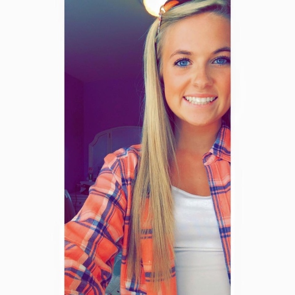 Meet your Posher, Rachel - Picture 3 of 4